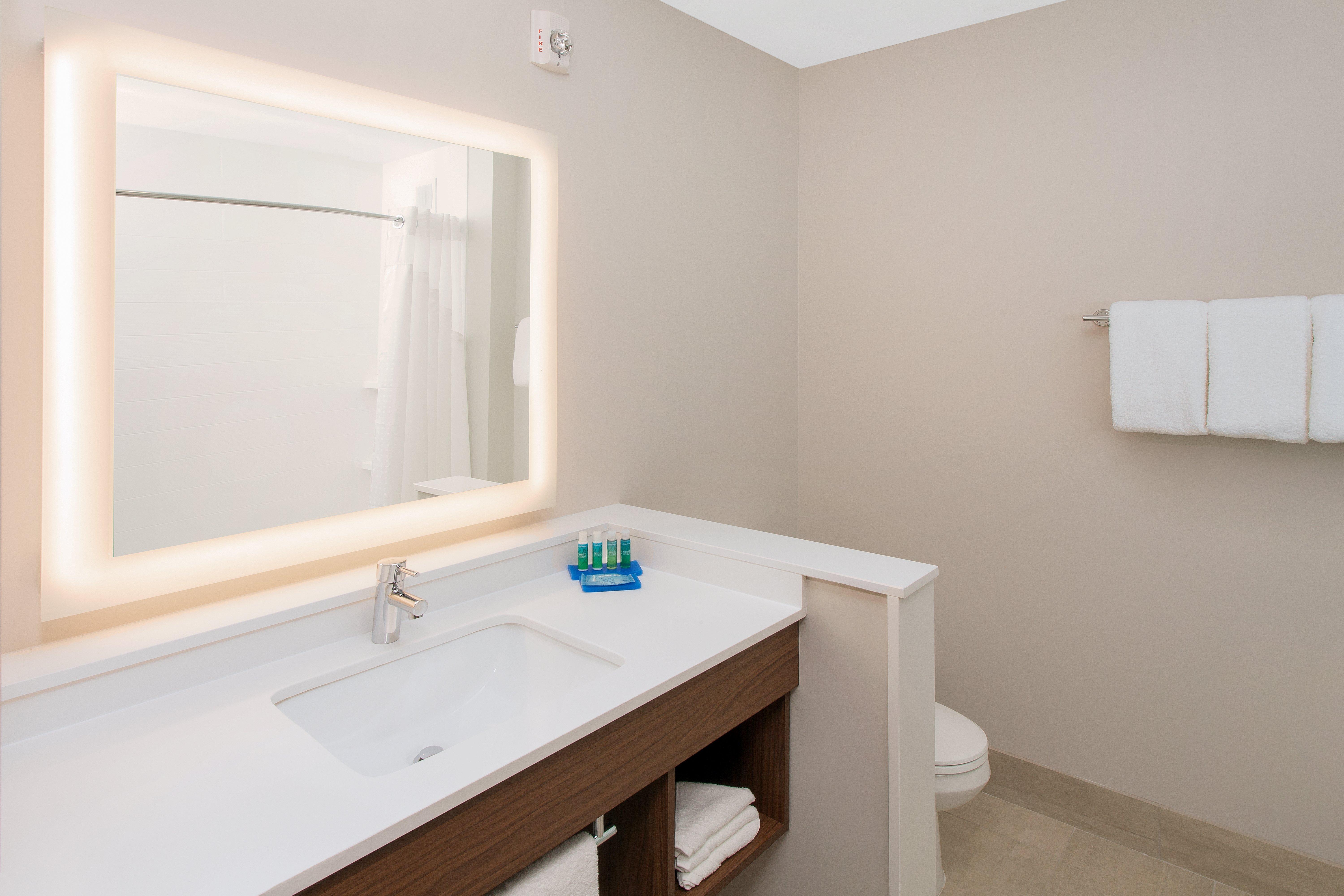 Holiday Inn Express & Suites - Sterling Heights-Detroit Area By Ihg Buitenkant foto