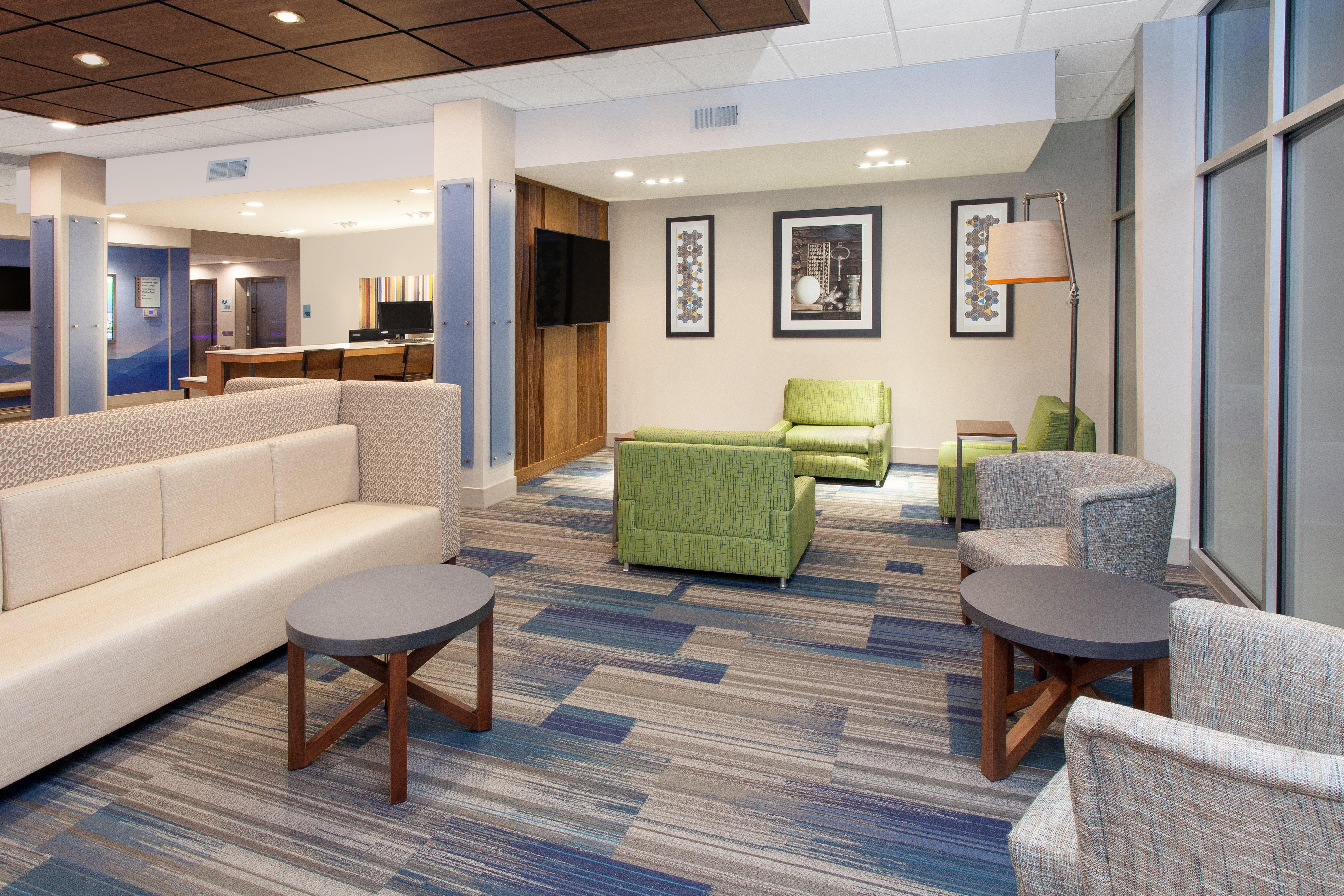 Holiday Inn Express & Suites - Sterling Heights-Detroit Area By Ihg Buitenkant foto